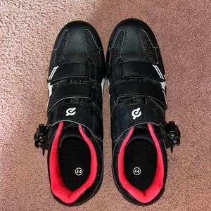 Peloton cycling shoes size 44 (10.5) Men’s